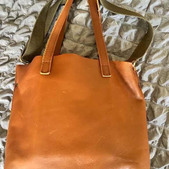 Portland Leather Almost Perfect Crossbody bag - Picture 6 of 7
